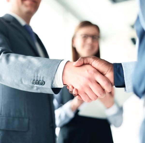 Business,People,Shaking,Hands,,Finishing,Up,A,Meeting